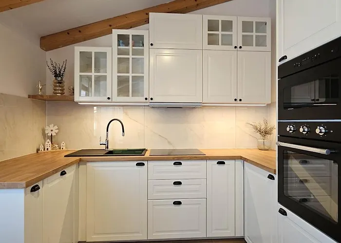 Bluemare B7 With Shared Pool Ližnjan