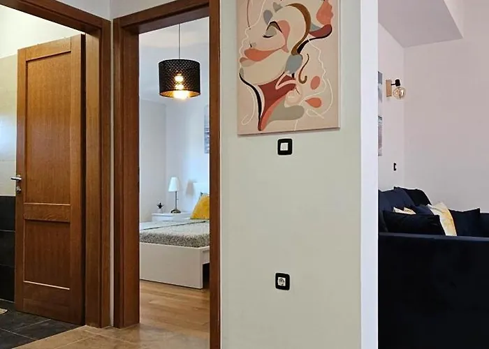 Bluemare B7 With Shared Pool Lejlighed