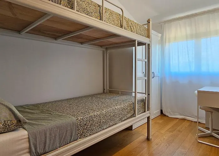 Bluemare B7 With Shared Pool *