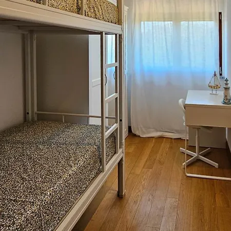 Bluemare B7 With Shared Pool * Ližnjan