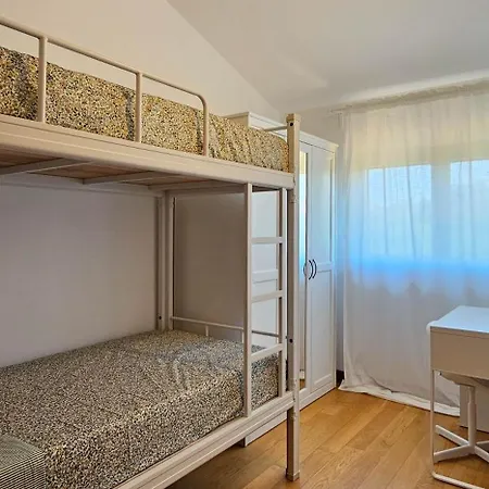Appartement Bluemare B7 With Shared Pool *