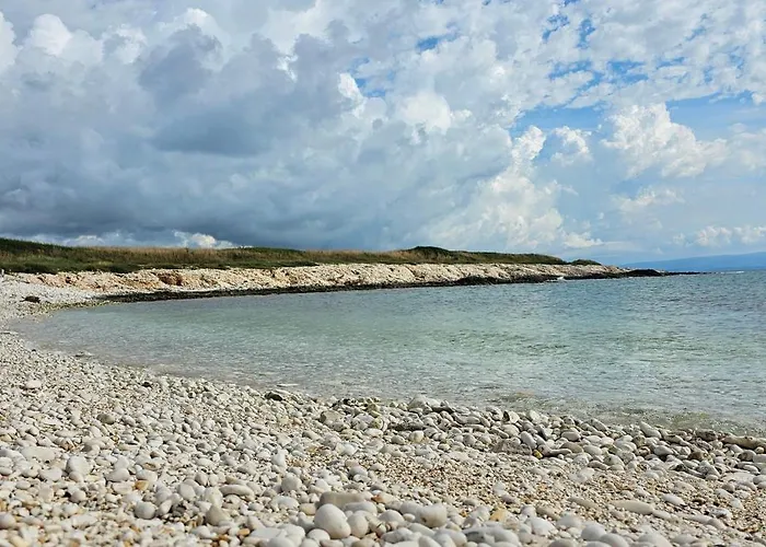 Bluemare B7 With Shared Pool Ližnjan